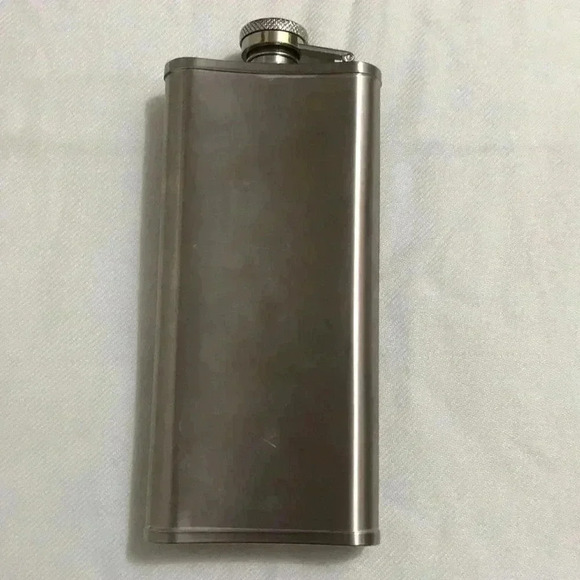 Jack Daniels Tennessee whiskey flask - Picture 3 of 5